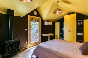 North End Stylish Italian 1 BD Near DT - Image 4