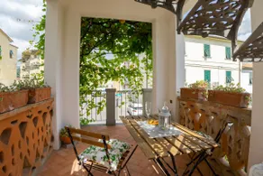 Villa Nannini [Villa With Turret Near The Center] - Image 4