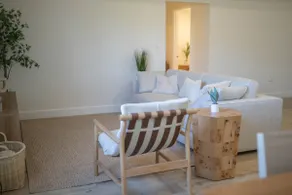 Cozy & Beautifully Designed Home in Prime Location - Image 2