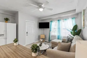 Getaway Minutes from the Beach - Image 2