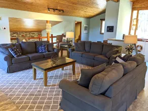 Level lakefront, family-friendly, hot tub, low fees, private dock - Image 2