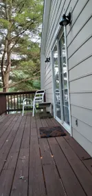 Cute and Cozy Garage Apartment - Image 2