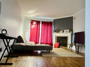 Charming and spacious - Image 4