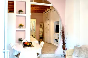 Charming Heaven in City Center - Image 5