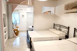 Charming Heaven in City Center - Image 2