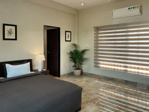 Spacious One Bedroom Villa with Garden - Image 2