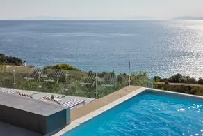 Deep Blue Luxury Escape Heated Pool & Sea View - Image 2
