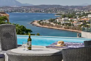 Deep Blue Luxury Escape Heated Pool & Sea View - Image 4