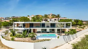 Luxury 12-Guest Villa: Pool, Oceanview & Beach - Image 3