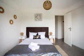 4 rooms near airport,tram - Image 2
