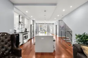 Renovated 2Level Flat+H St+Laundry - Image 4