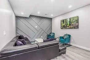 Sleeps 6 two bedroom with 1 bath 3 beds - Image 2