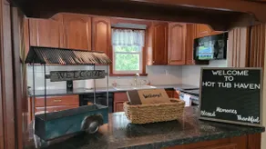 Hot Tub Haven - Image 5