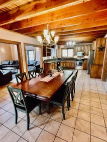 LAKE LUXE! PoolTable-Wifi-Jacuzzi-Ping Pong-Views! - Image 4