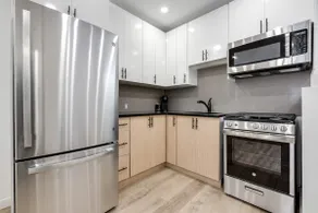 1BR Apt w Sleeper Sofa | Downtown | Parking incl - Image 4