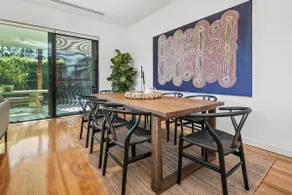 Luxury Norwood Retreat - Image 5