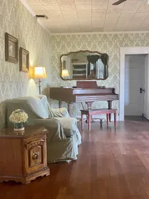 Grannie's Home - Image 2