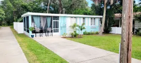 Cozy Pet-Friendly Bungalow close to Twin Beaches! - Image 3