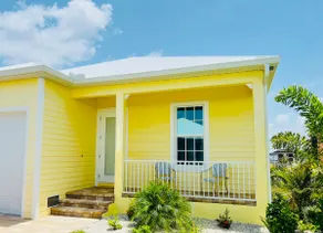 Island Retreat - Image 2