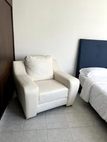 Well located airconditioned apartment, we invoice! - Image 5