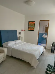 Well located airconditioned apartment, we invoice! - Image 2