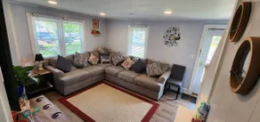 Home in Milford, 13 ppl, 3 Rooms 9 beds, 3 futons - Image 5