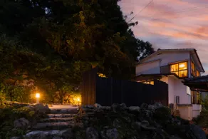 [Sky Hostel] 5 minutes by car from Yufuin Station. Open-air hot spring. Two-story building. The whole house is available! - Image 5