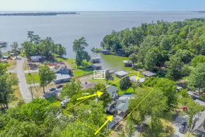 Waterfront 5BR+Hot Tub+Fire Pit+40x30 Fun House - Image 5