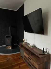 Cozy and modern city center apartment - Image 3