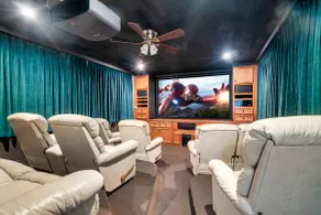 Elevator+Game Room+Hot Tub+Golf Cart+Kayaks+Lake - Image 2