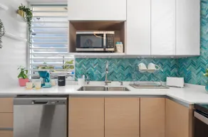 Stylish Retreat Fast WiFi Remote Work Free Parking - Image 2
