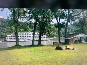 Riverview cabin on the Ohio River(pet friendly) - Image 3