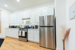 《》Palace 6 Beds+1 PRKG near NYC, Metlife, AmDream - Image 4