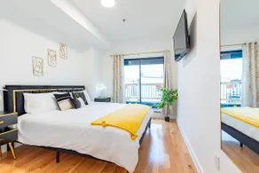 《》Palace 6 Beds+1 PRKG near NYC, Metlife, AmDream - Image 3