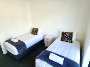U Suites on Trieste Way - Image 4