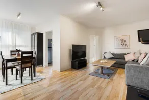 Homely-bright, air con, car spc - Image 3