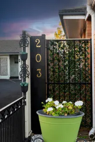 Escape the hustle: Fully Renovated 3 Bedrm House - Image 2