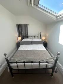 Beautiful 4BR Home near Chester Racecourse - Image 4