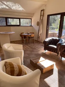 Quiet 2 room apartment with terrace and garden - Image 3