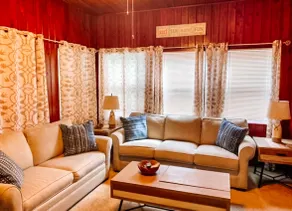Driftwood Hideaway - Near Beach, Speedway, Pictona - Image 5