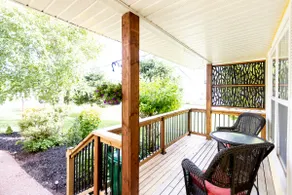 Beautifully Furnished 2 Bedroom in Valley - Image 2