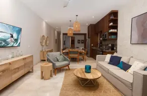 Magical BEACH FRONT condo - Image 2