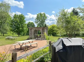 Hundred-Acre Haven - Image 4