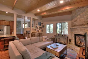 Palisades-Alpine Home w/ Hot Tub - Image 3