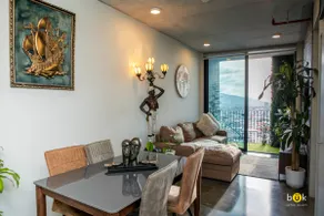 Gorgeous sunsets at charming apartment in downtown - Image 4