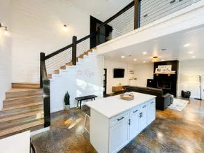 the RISER - BRAND NEW Modern Hideaway in Broken Bow - Image 2
