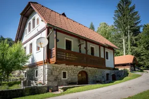 Studio Apartment Pr' Mirotu - Image 2