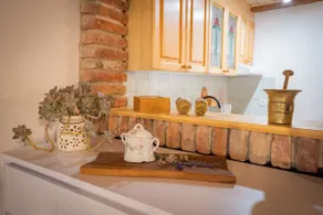 Studio Apartment Pr' Mirotu - Image 3