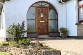 Avalon House - Image 2