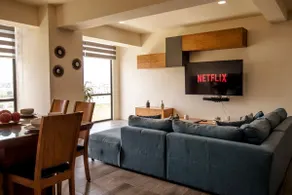 3-Bedroom Apartment | Airport + Parking + 24-Hour Security - Image 4